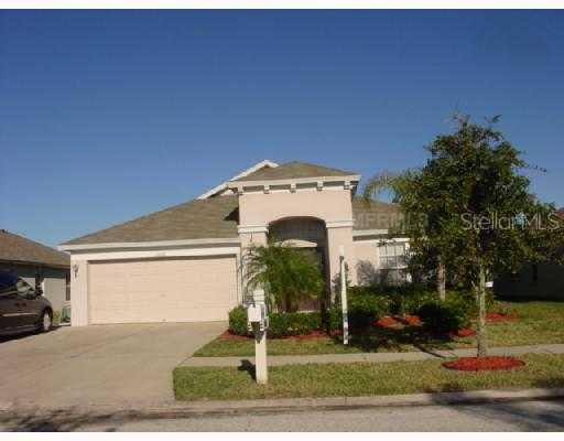 2006 Folkstone Pl., Wesley Chapel, FL 33543