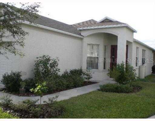807 College Leaf Way, Ruskin, FL 33570