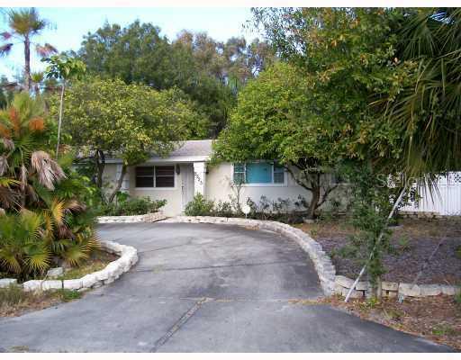 3525 W Price Ave., Tampa, FL 33611