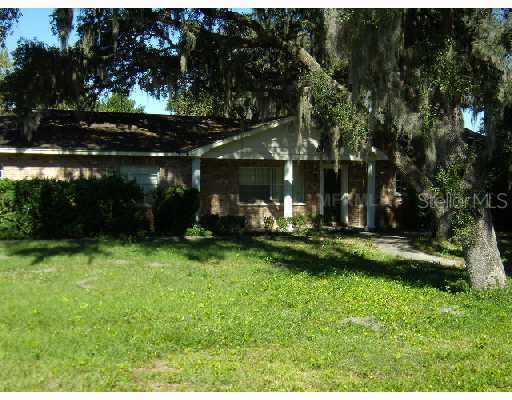 122 W Anglewood Dr., Brandon, FL 33511