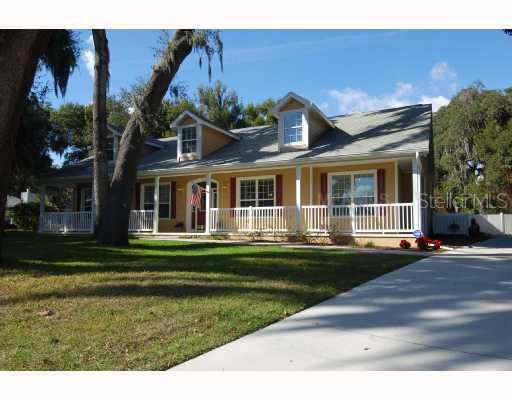 1012 Winchester Ln., Valrico, FL 33594