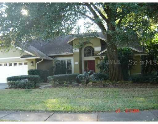 911 Shaded Water Way, Lutz, FL 33549