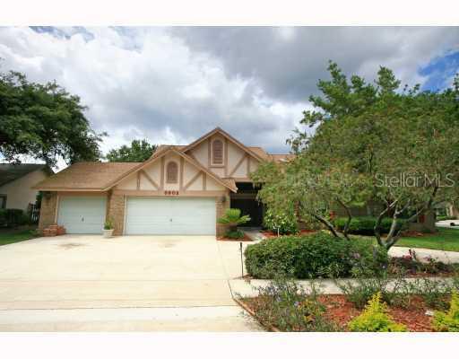 3902 Ryalwood Ct., Valrico, FL 33596