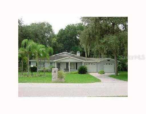 211 Hidden Lake Dr., Brandon, FL 33511