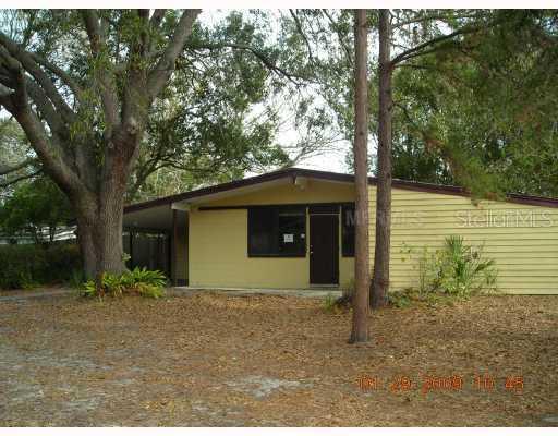 14801 Wedgewood Dr., Tampa, FL 33613