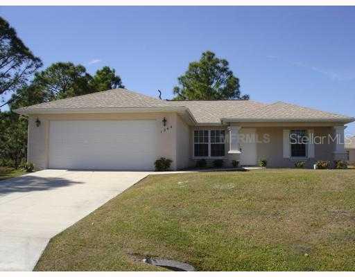 1044 Harwood Ave., Lehigh Acres, FL 33974
