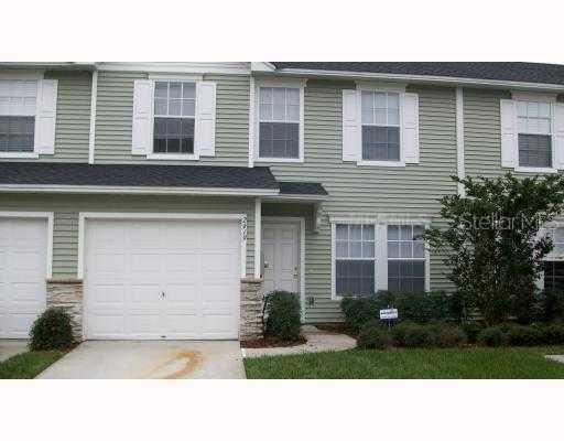 2919 Amber Oak Dr., Valrico, FL 33594