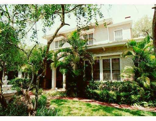 2943 W Bayshore Ct., Tampa, FL 33611