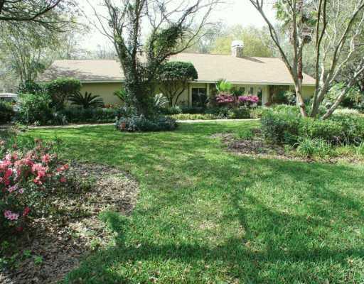 18110 30th St., Lutz, FL 33559