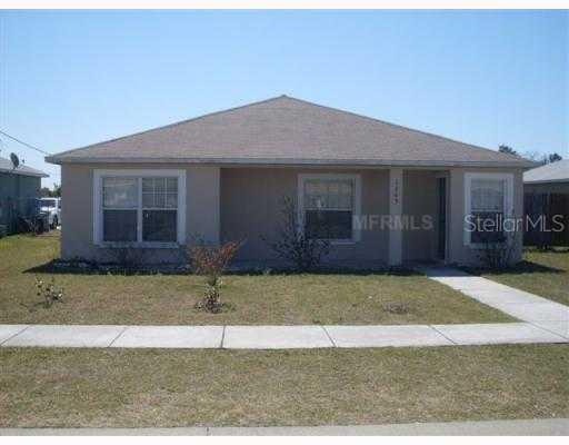 1203 Casa Bonita Ave., Ruskin, FL 33570