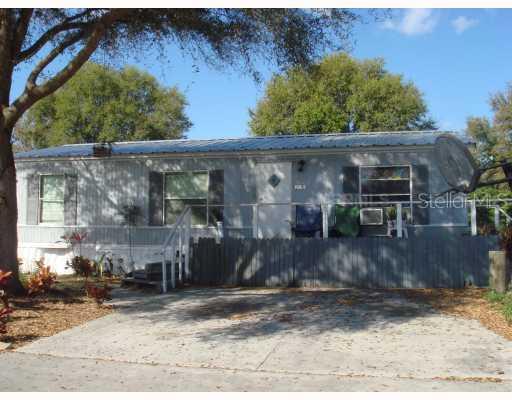 2016 Park Village Dr., Ruskin, FL 33570