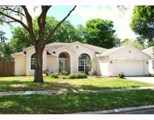 3715 Hollow Wood Dr., Valrico, FL 33596