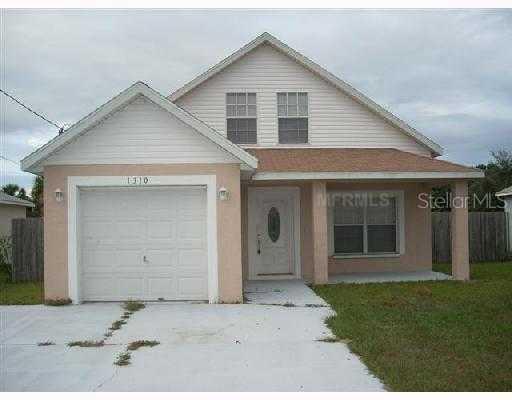 1310 Casa Bonita Ave., Ruskin, FL 33570