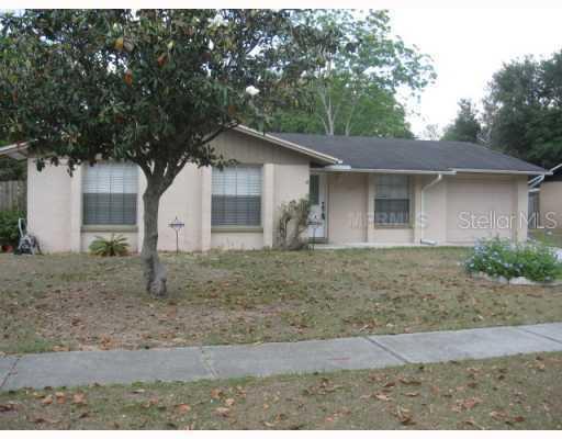 2311 Selkirk St., Valrico, FL 33594