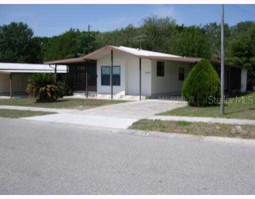 3851 Sarah Dr., Wesley Chapel, FL 33543