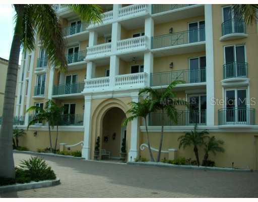 12200 1st St. #401, Treasure Island, FL 33706