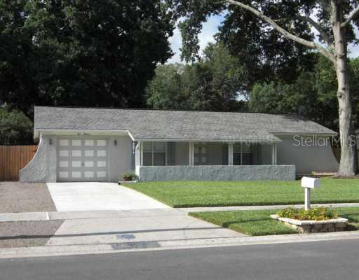 513 Cottage Ln., Brandon, FL 33510