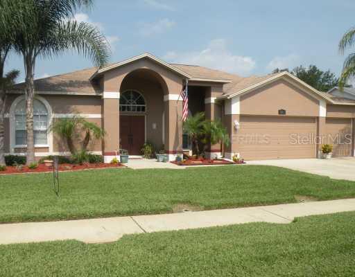 816 Sand Ridge Dr., Valrico, FL 33594