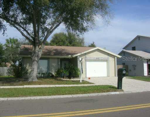 1608 Crossridge Dr., Brandon, FL 33510