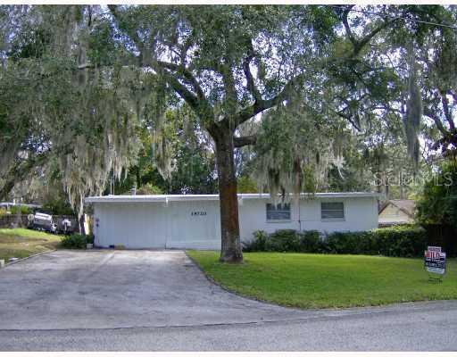 18720 Yocam Ave., Lutz, FL 33549