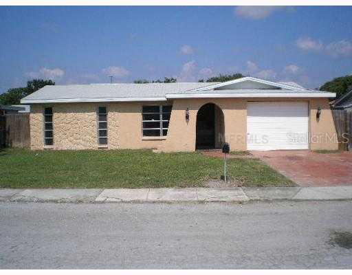 10104 Cherry Creek Ln., Port Richey, FL 34668