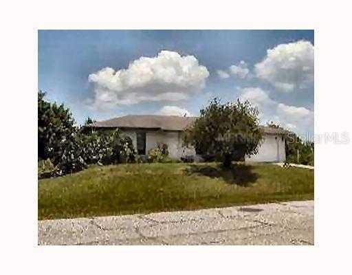 12086 Alumna Ave., Port Charlotte, FL 33981