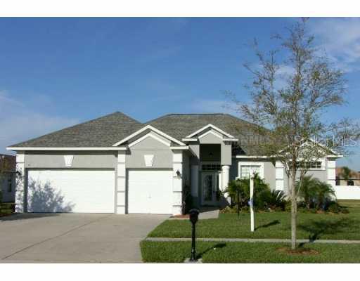 1206 Grovesedge St., Valrico, FL 33594