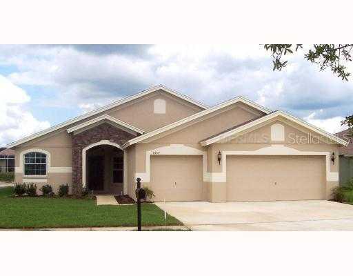 6957 Boulder Run Lp Loop, Zephyrhills, FL 33545