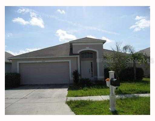 7512 Tower Bridge Dr., Zephyrhills, FL 33545