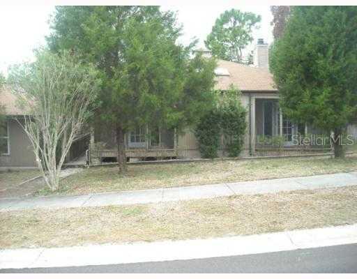 1214 E Court St., Tarpon Springs, FL 34689