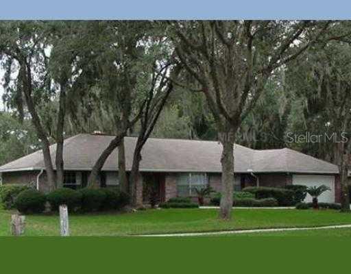 104 Wild Oak Dr., Brandon, FL 33511