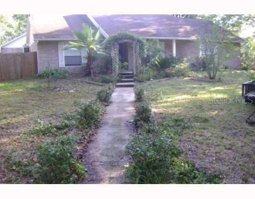 8021 Irene St., Zephyrhills, FL 33540
