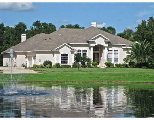 1462 Kensington Woods Dr., Lutz, FL 33549