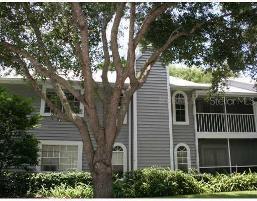 2101 Fox Chase Blvd. #207, Palm Harbor, FL 34683