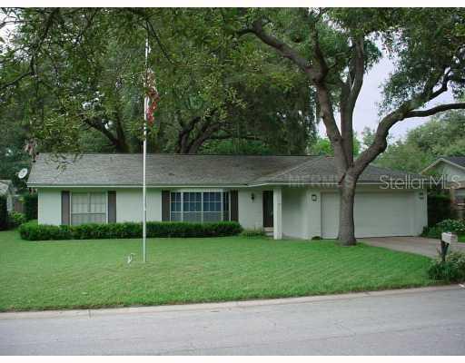 310 Ellen Way, Brandon, FL 33510