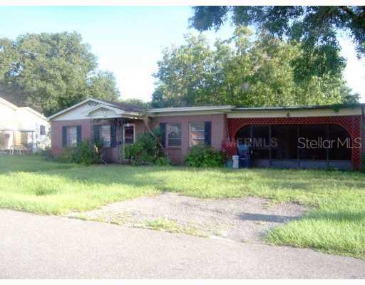 2007 Linsey St., Tampa, FL 33605