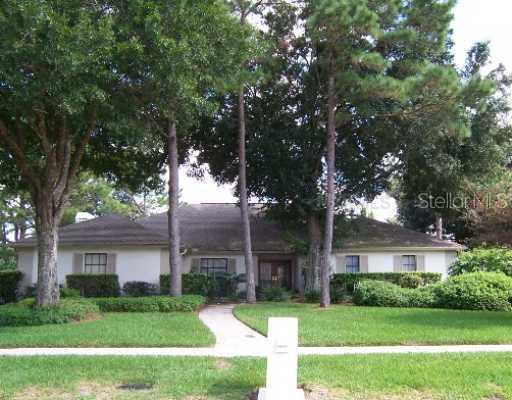 18242 Clear Lake Dr., Lutz, FL 33548