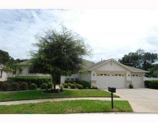2004 Wexford Green Dr., Valrico, FL 33594