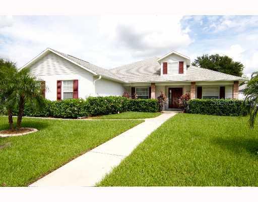 2234 Towering Oaks Creek, Seffner, FL 33584
