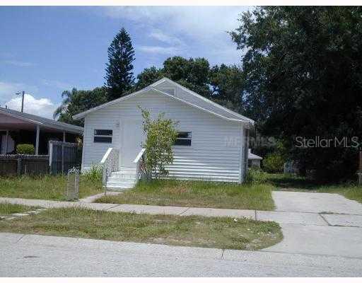 4527 S 20th Ave., St Petersburg, FL 33711