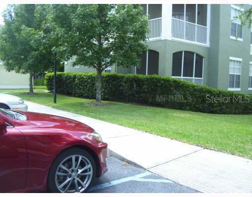 9306 Crescent Loop Cir. #104, Tampa, FL 33619