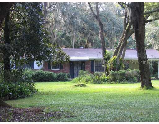 7805 E Sligh Ave., Tampa, FL 33610