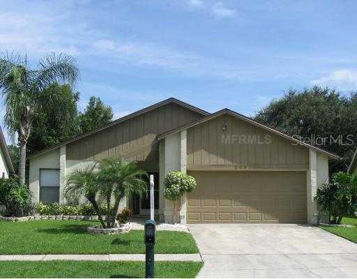 2007 Helm Ln., Valrico, FL 33594
