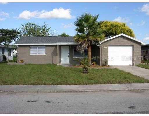 1300 Maybury Dr., Holiday, FL 34691