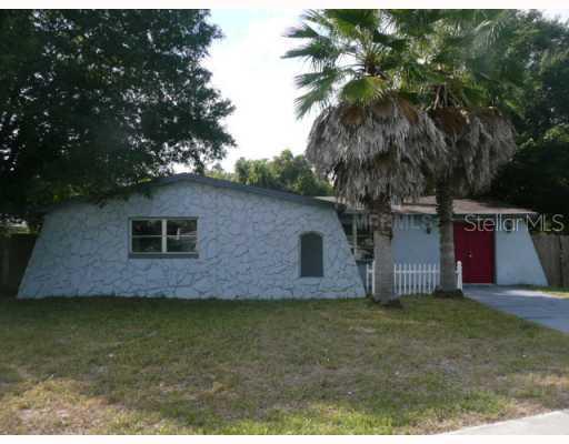 805 Riverside Dr., Tarpon Springs, FL 34689