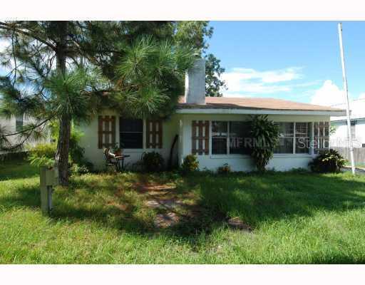 915 SW Ornelda St., Ruskin, FL 33570