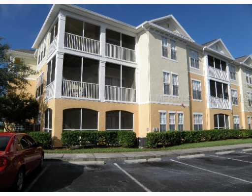 9401 Crescent Loop Cir. #204, Tampa, FL 33619