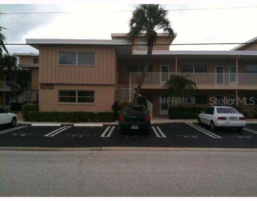 6000 2nd St. #9, St Petersburg, FL 33706