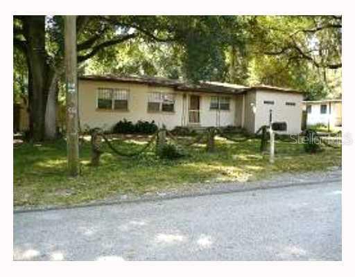 205 Lakeview Ave., Seffner, FL 33584