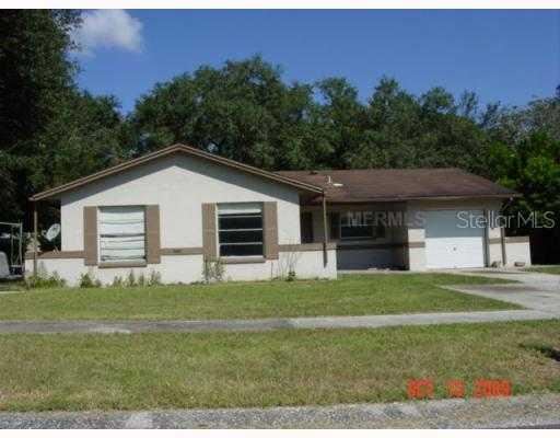 2303 Merrily Cir., Seffner, FL 33584